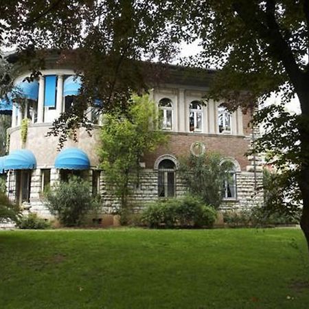 Villa V Bréscia Exterior foto